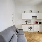 Calme & Chic Apartement - Nice Centre